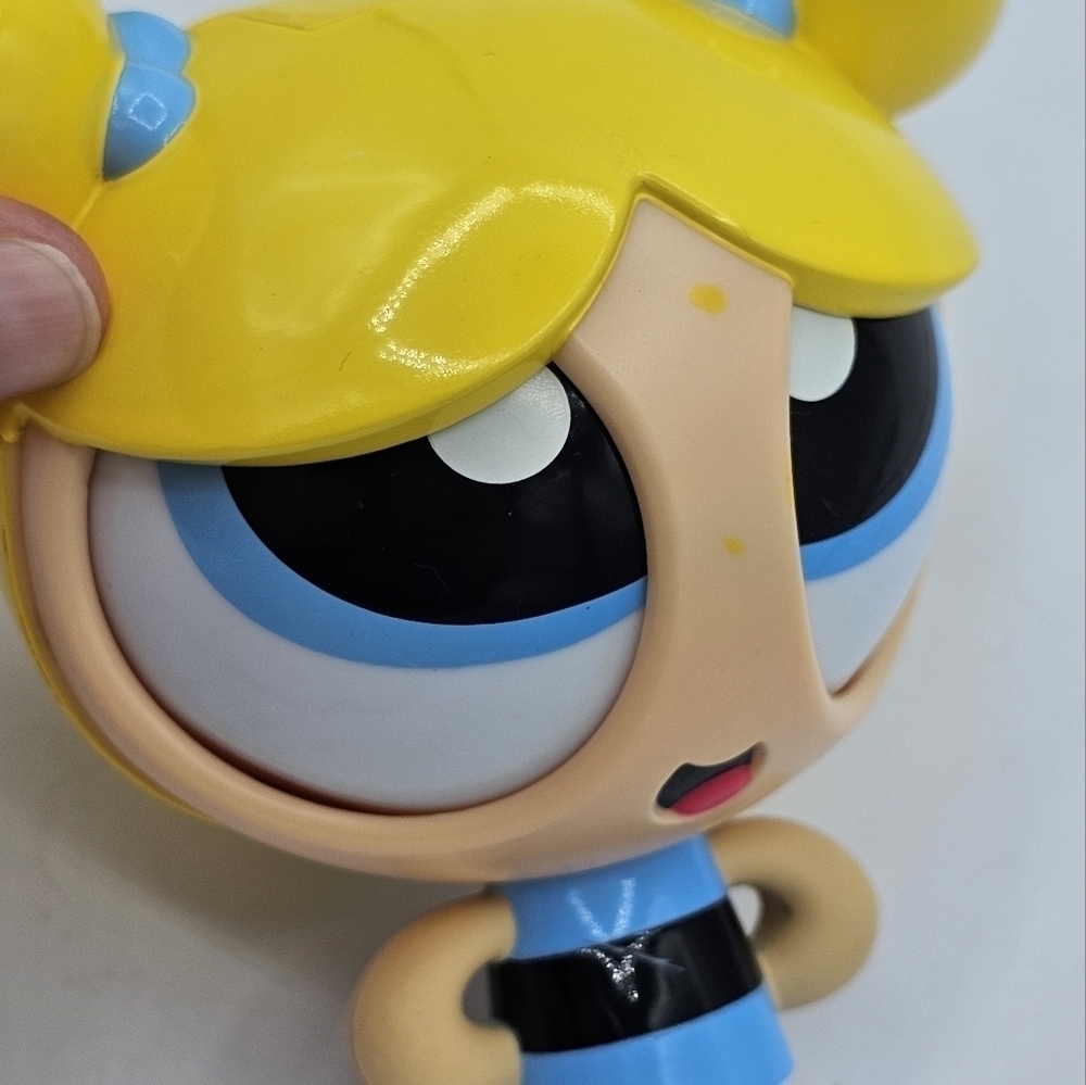 The Powerpuff Girls Bubbles Action Eyes Doll - Picture 6 of 6